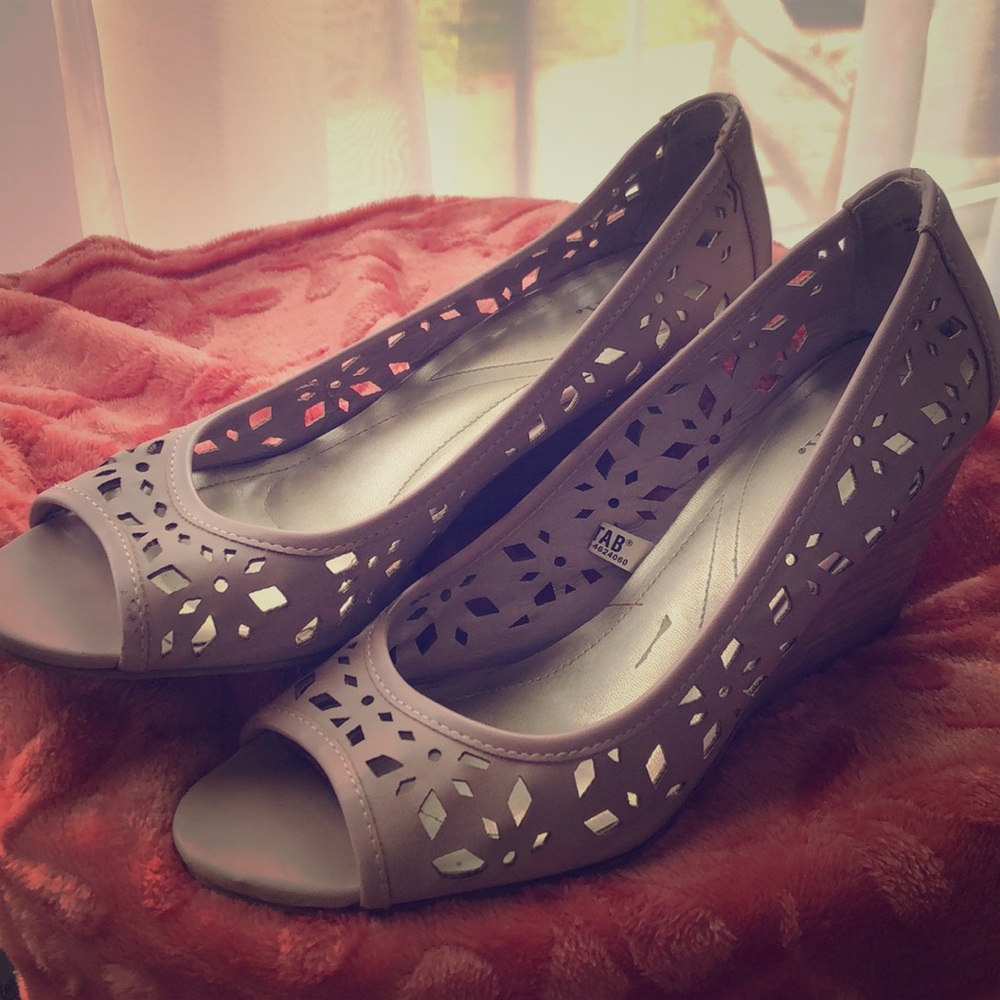 Open toe Merona Platform Shoes